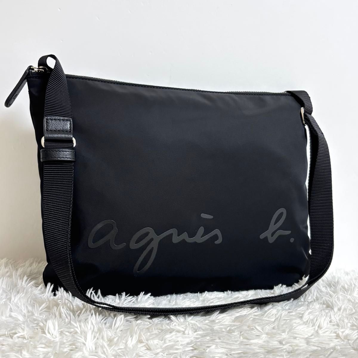 極美品】 アニエスベー ショルダーバッグ クロスボディ ナイロン