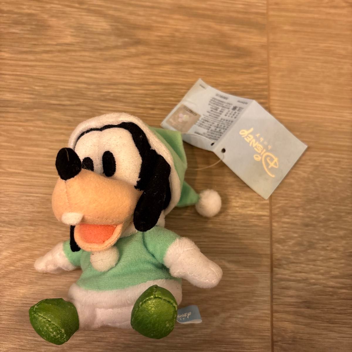 ディズニーストア グーフィー ぬいぐるみ クリスマスコスチューム タグ