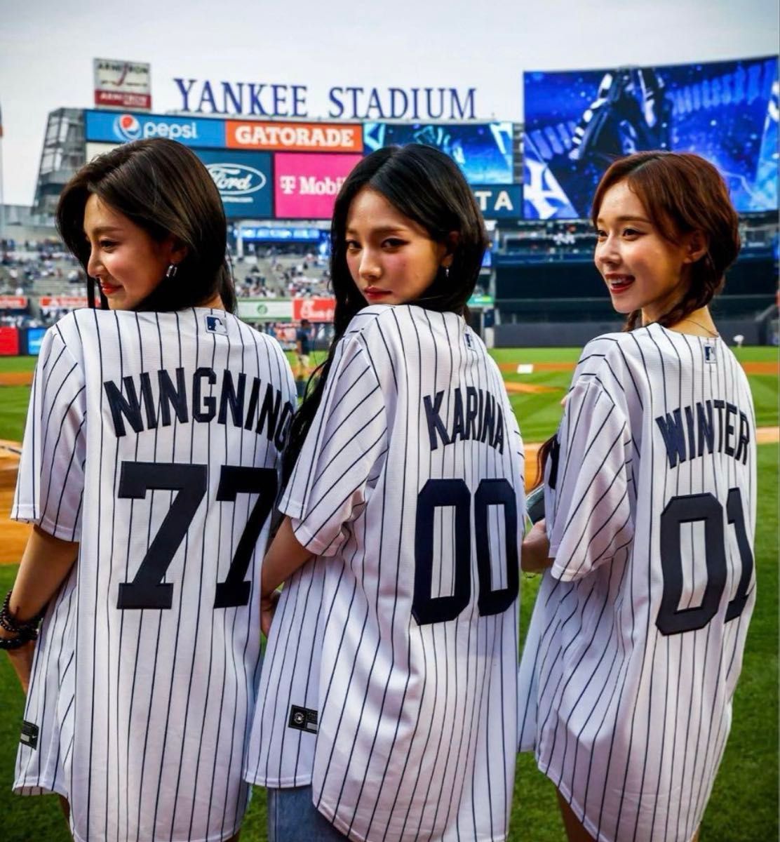 aespa エスパ 野球 ユニフォーム KARINA カリナ 00 背番号 Tシャツ