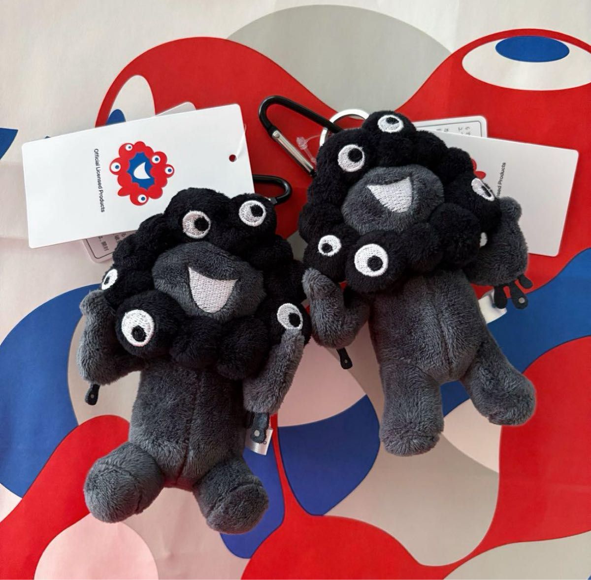 黒ミャク】黒ミャクミャク ミャクミャク カラビナ付マスコット 2体