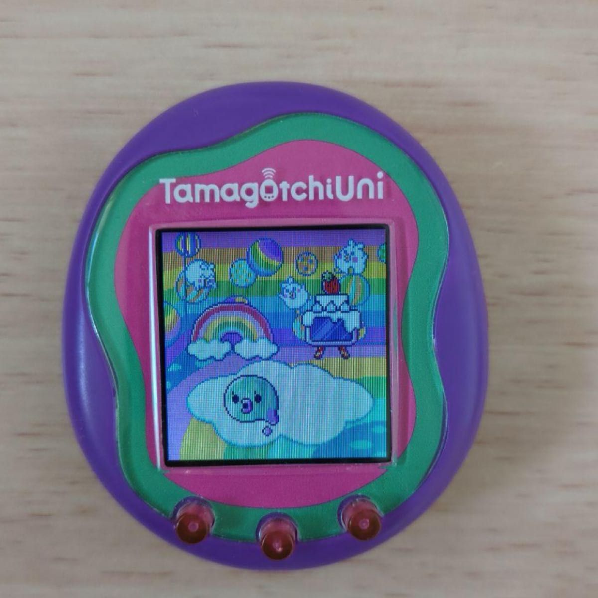 美品 Tamagotchi Uni たまごっちユニ パープル シリコンカバーとガイド