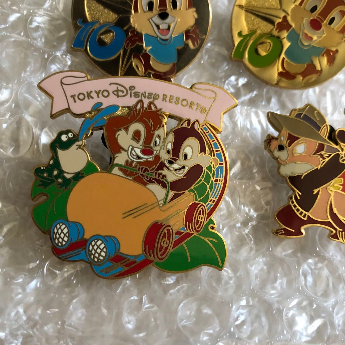 used チップとデール ピンバッジ ディズニーシー 10周年 ピンズ