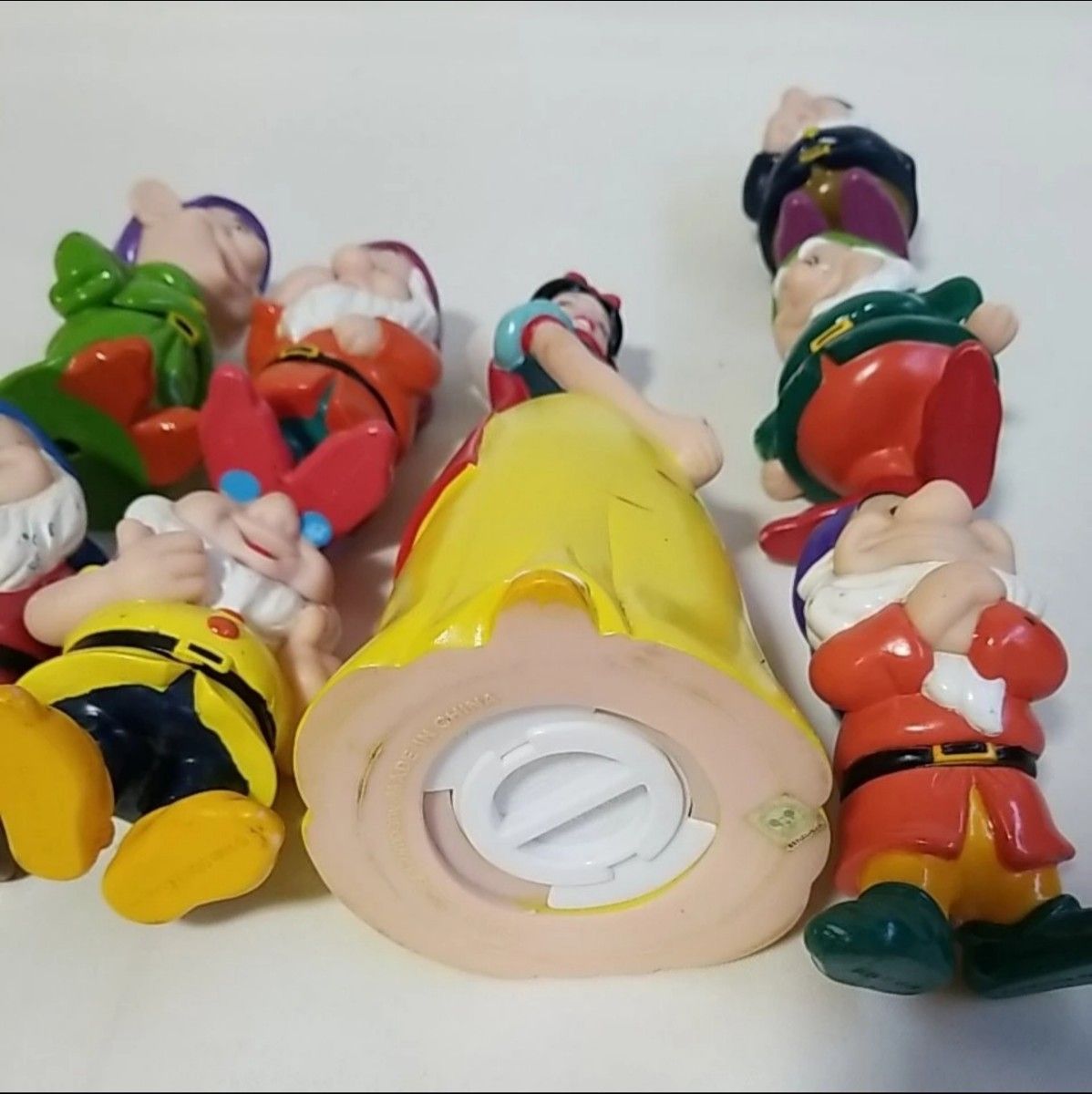 白雪姫と七人の小人 人形貯金箱 ディズニー｜Yahoo!フリマ（旧PayPay
