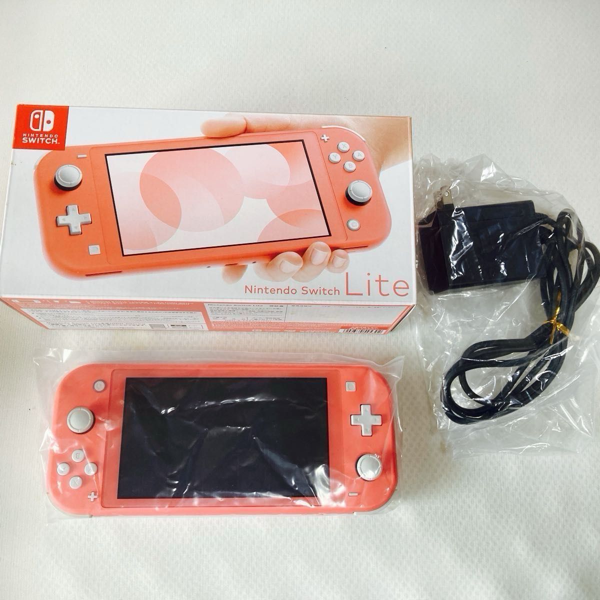 Nintendo Switch Lite コーラルピンク 本体 ACアダプター ニンテンドー