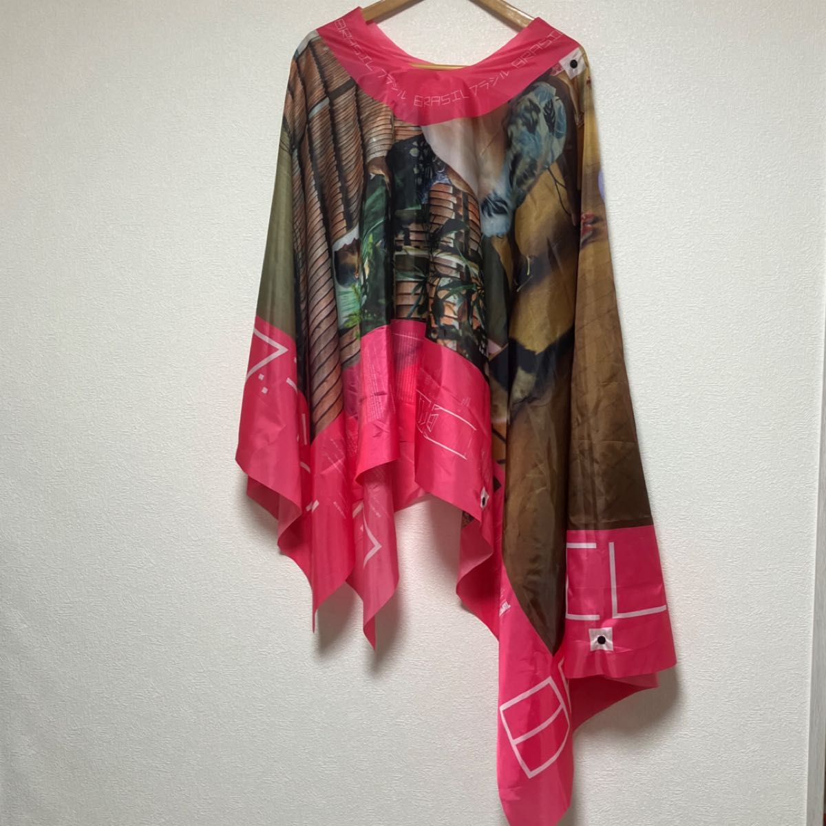 大阪・関西万博 EXPO2025 ブラジル館 パランゴレ ポンチョ ピンク