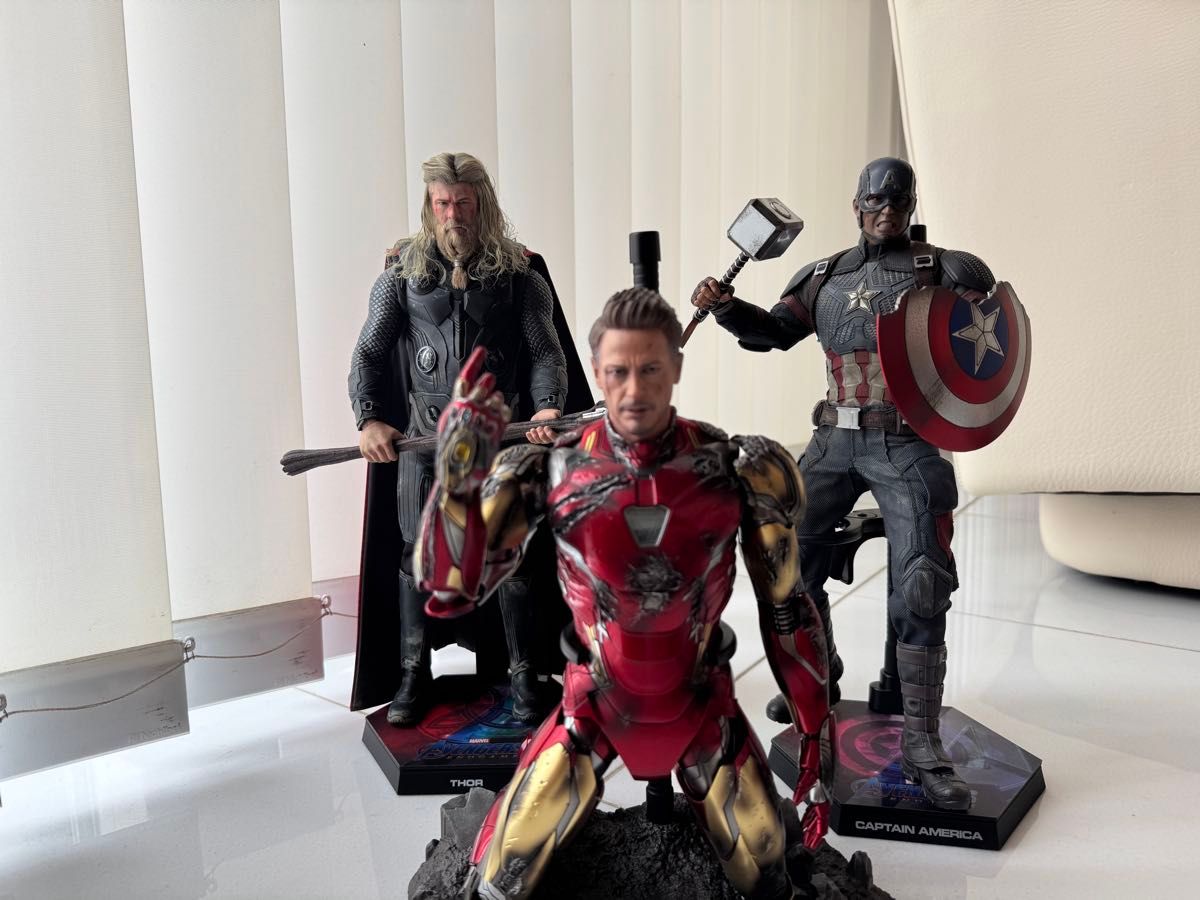 Hot toysセット アイアンマン ロケット キャプテンアメリカ マイティ