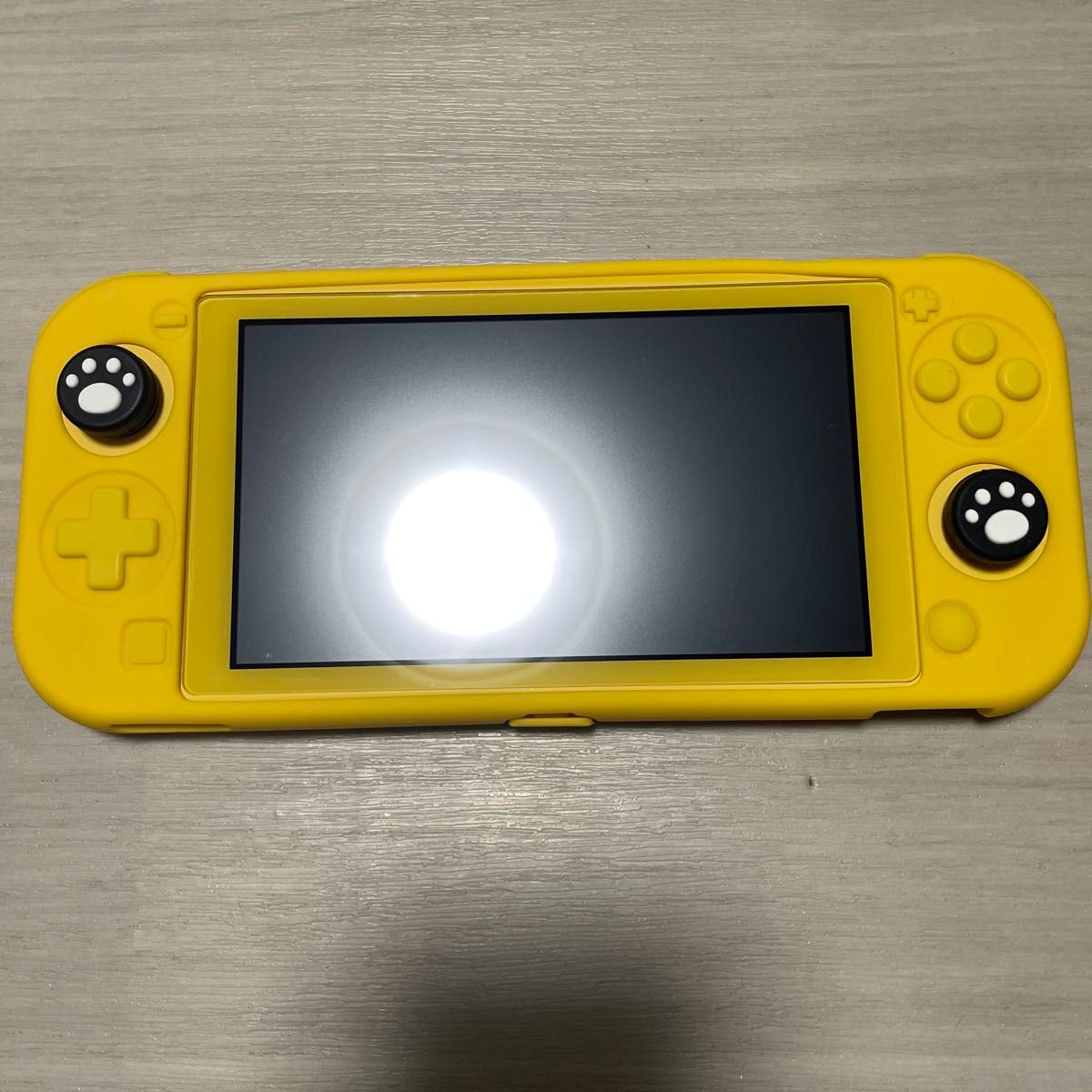 Nintendo Switch Lite ニンテンドースイッチライト イエロー 本体 箱