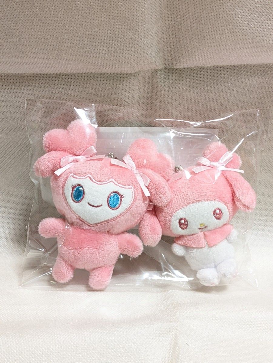 TWICE サンリオ バッグチャーム モモ マイメロディ ぬいぐるみ