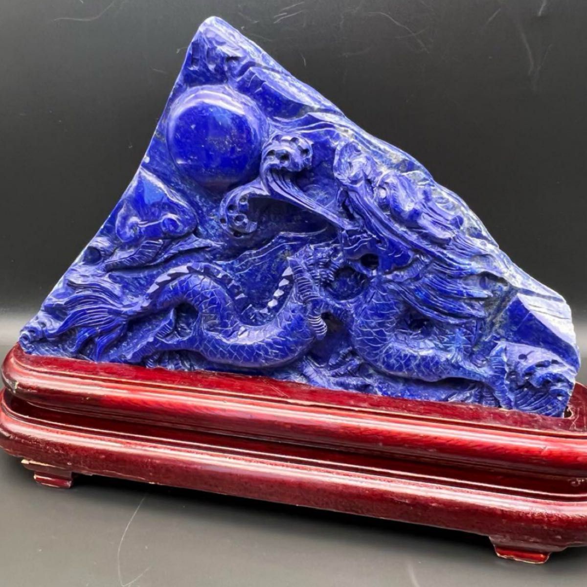 新年開運にも✨極上の逸品☆青龍✨ラピスラズリ 龍彫り 原石 天然石