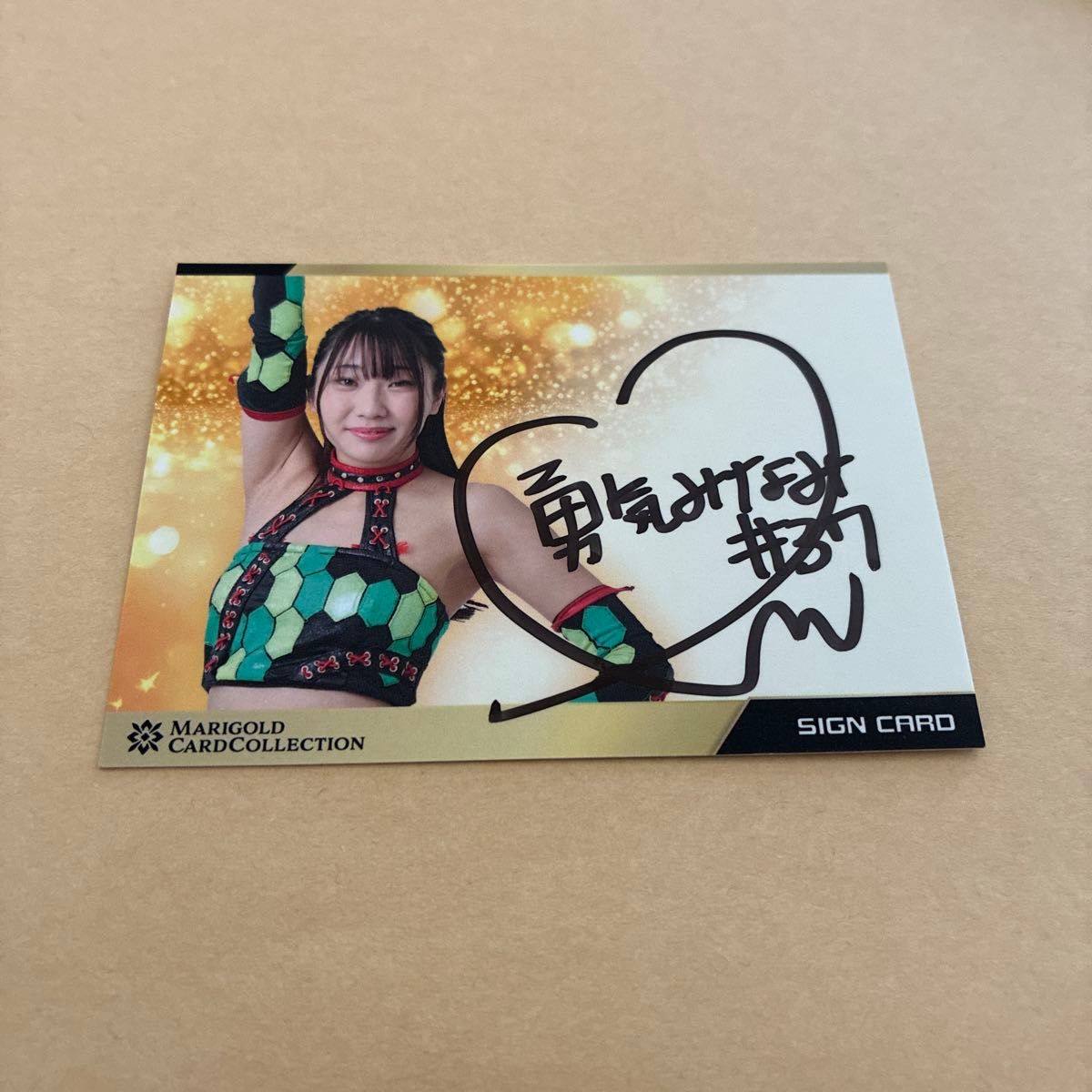 女子プロレス マリーゴールド MARIGOLD トレカ 直筆サインカード