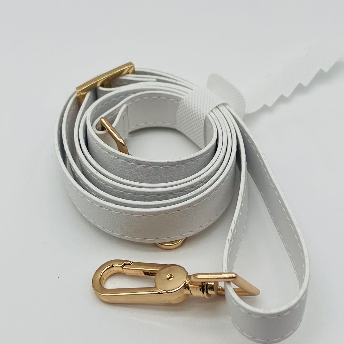 新品タグ付き】Bibiy B FLORET BOX BAG ホワイト 白 ビビィ ボックス型