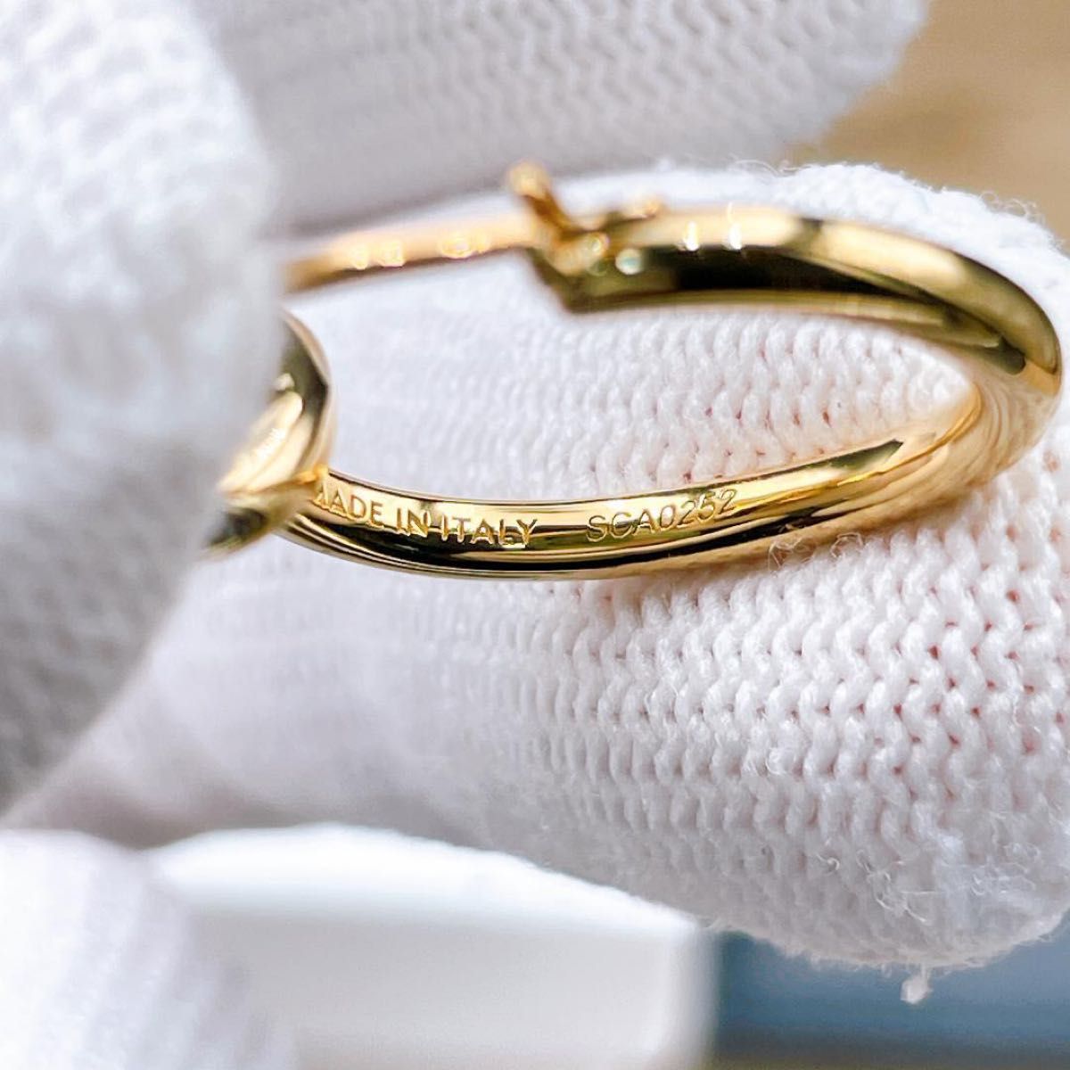 セリーヌ 新品仕上済 CELINE ノット スモール フープ ピアス ゴールド