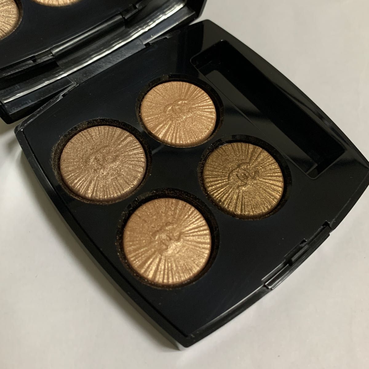 CHANEL シャネル レ キャトル オンブル 747 アイシャドウ｜Yahoo