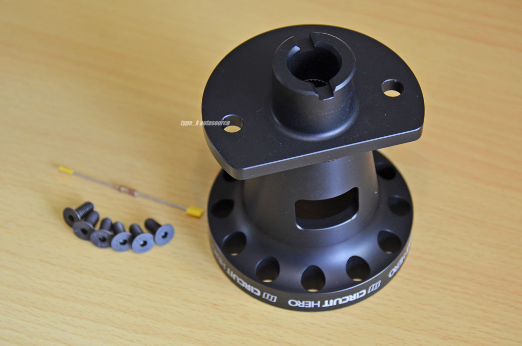 Yahoo!オークション - Circuit Heroステアリング ハブ ボス V2-BLACK U