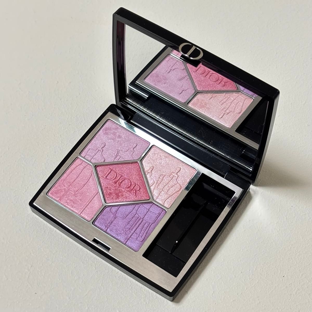 箱あり DIOR ディオールショウ サンク クルール 943 アトリエ モーヴ