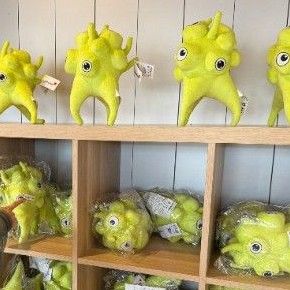 大阪 関西 万博限定 レネ Rene ぬいぐるみ 新品 チェコ パビリオン