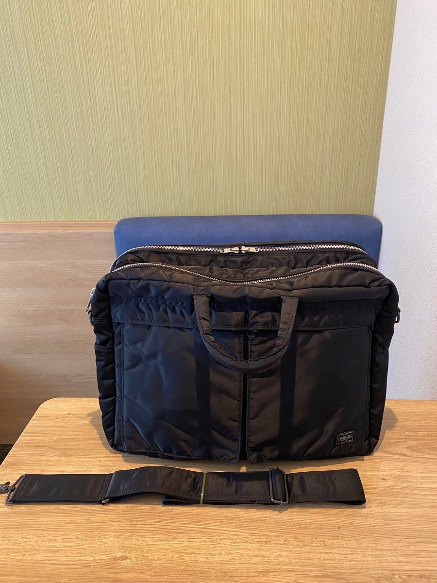 ほぼ未使用ポーター タンカー オーバーナイトブリーフケース ブラック