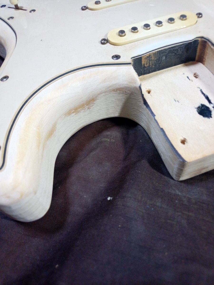 メーカー不明 ストラトキャスター型ボディー｜Yahoo!フリマ（旧PayPay