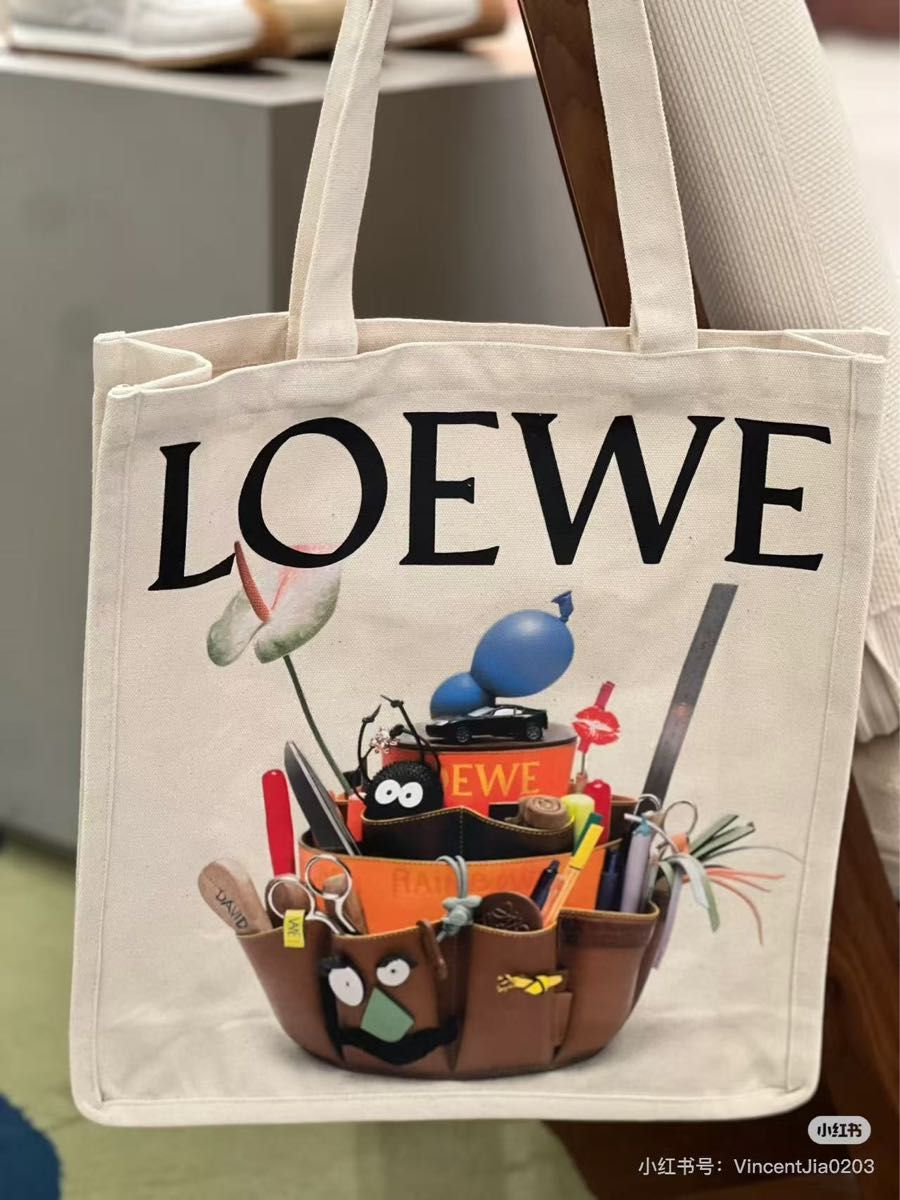 新品】LOEWE ロエベ クラフテッド・ワールド展 限定トートバッグ【 A柄