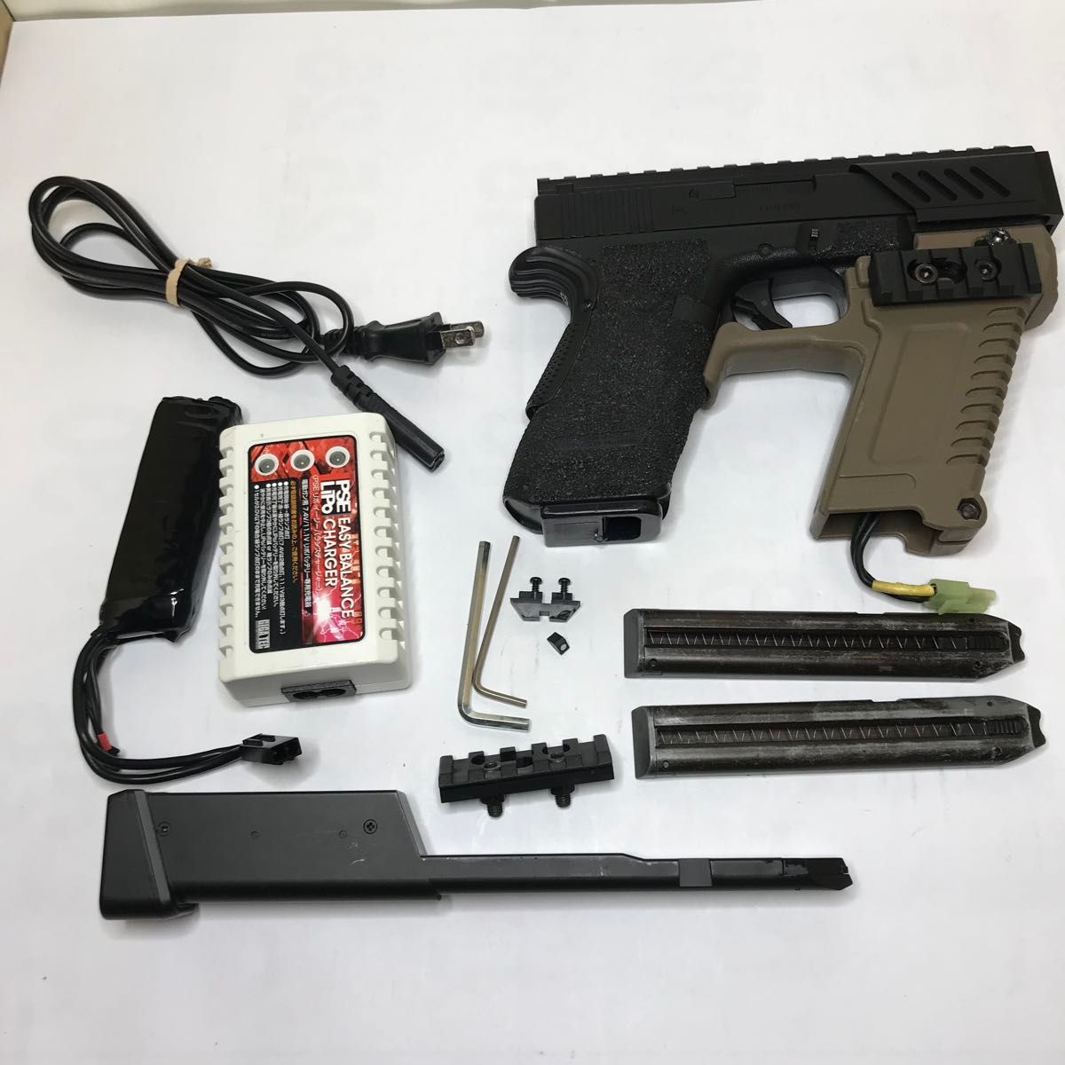 東京マルイ グロック18C電動 カスタム品マガジン3本+社外リポ