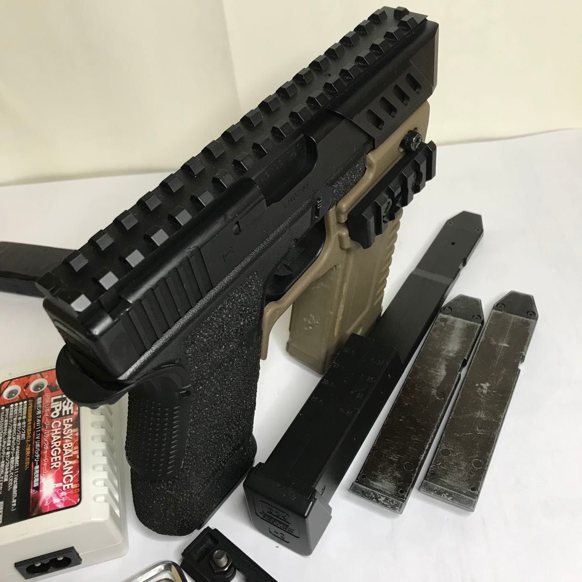 東京マルイ グロック18C電動 カスタム品マガジン3本+社外リポ