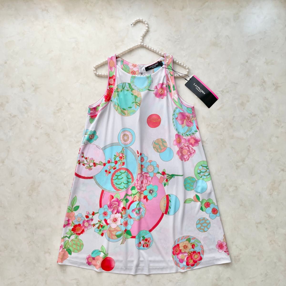 新品】LEONARD レオナール カンカン素材の華やかなワンピース 花柄