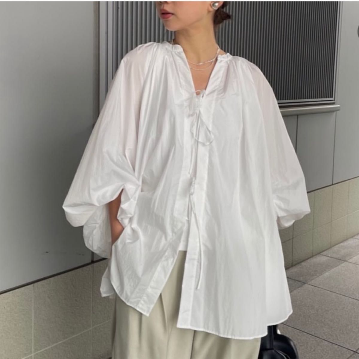 ETRE TOKYO ボリュームスリーブシャツ エトレトウキョウ ホワイト 白