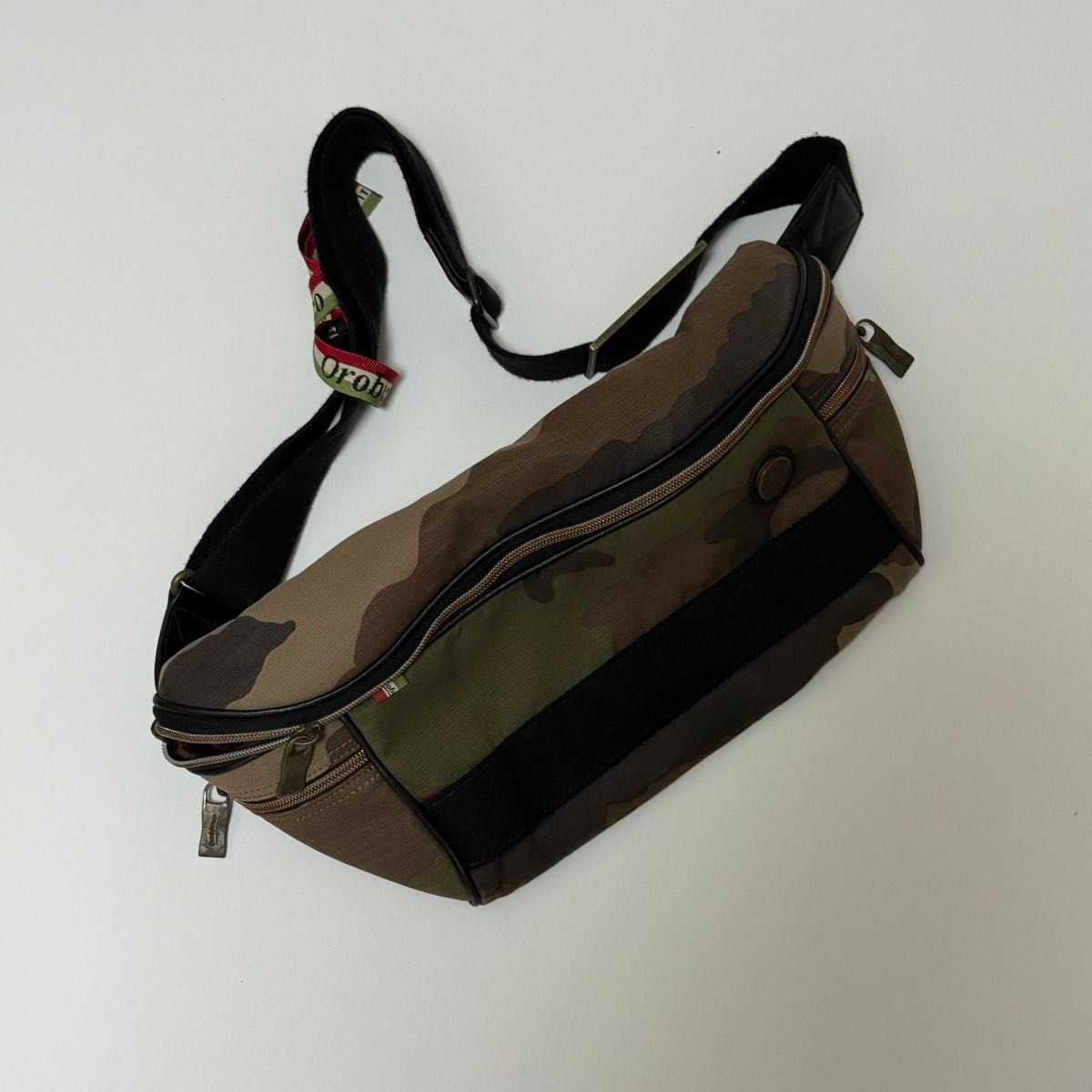 Orobianco オロビアンコ 迷彩柄 ボディバッグ ウエストポーチ