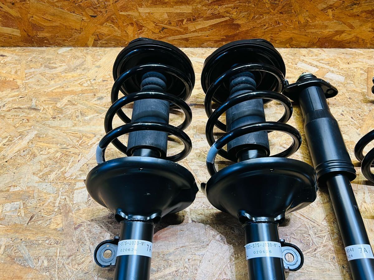 新車外しDA62Wサスペンション左右前側のみ 新車外しDA62W