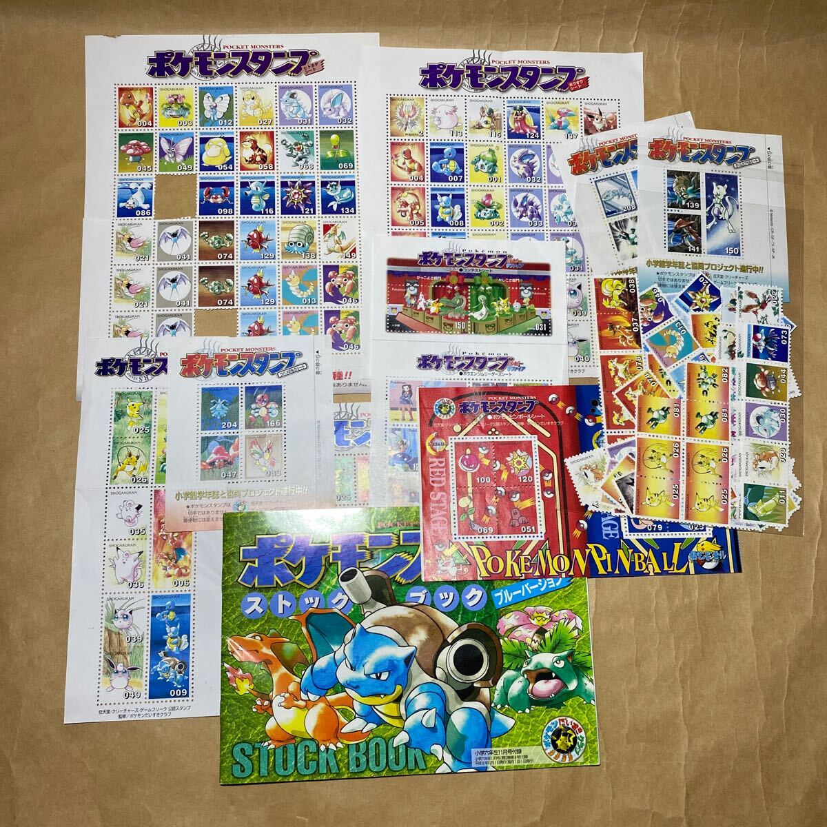 レ*読様 【絶版】ポケモンスタンプ 切手風 シート等54枚、ストック