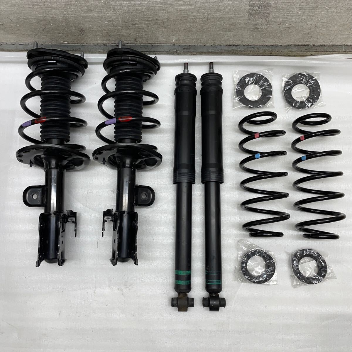 新品+良品 メンテ済み トヨタ純正 ZVW30系 プリウス 後期 Sツーリング