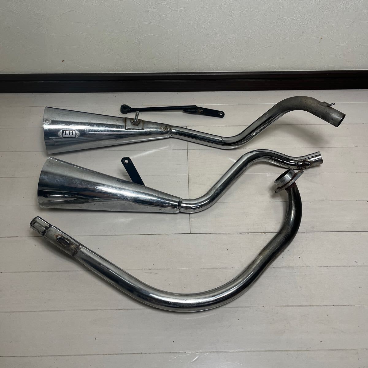 激レア ハリケーン社製 デュアル マフラー TW200 JMCA公認 中古品 写真