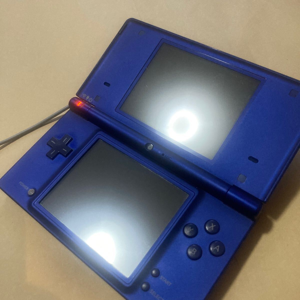 送料無料 ニンテンドーDSi 本体 メタリックブルー TWL-001 NDSi DSi