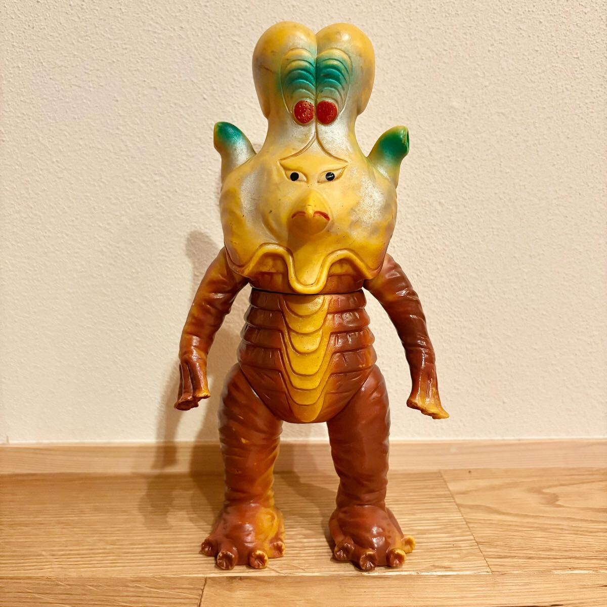 Yahoo!オークション - 激レア バルダック星人 ブルマァク ソフビ 当時