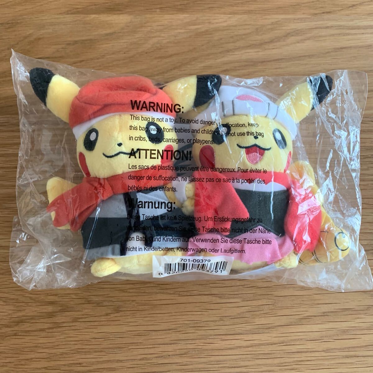 アメリカ限定 ポケモンセンター 25周年限定 ピカチュウ 主人公 ペア