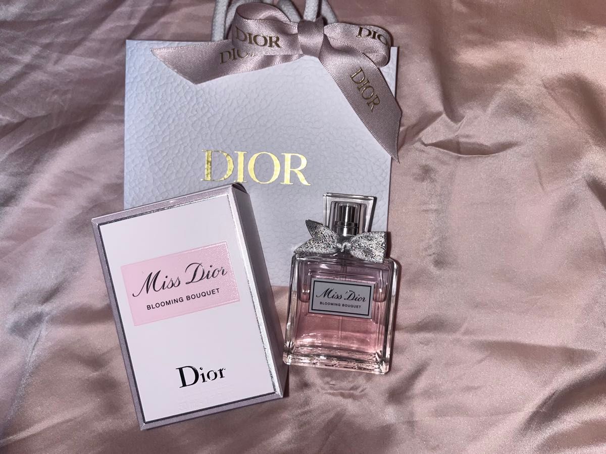 新品ミスディオール ブルーミングブーケ 50mlショッパー付 誕生日