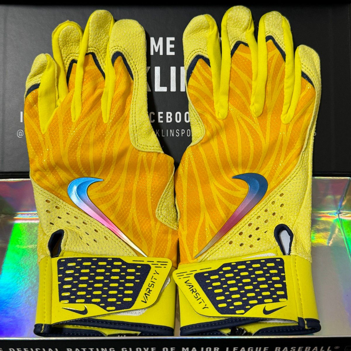 NIKE Alpha Varsity アクーニャJrモデル Sサイズ バッティンググローブ