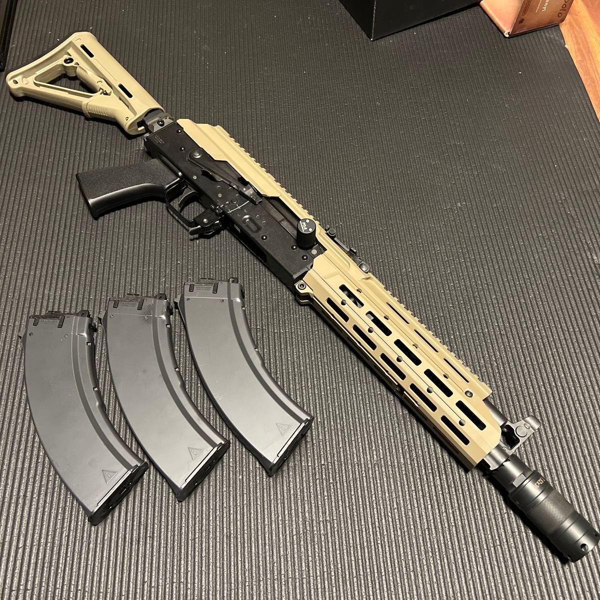 東京マルイ akm ガスブローバック カスタム品｜Yahoo!フリマ（旧PayPay