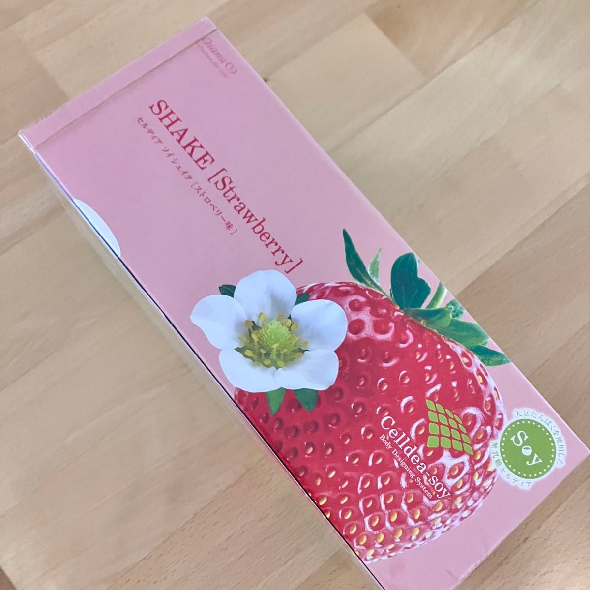ダイアナ セルディア ソイ シェイク ストロベリー 15120円 箱から出し