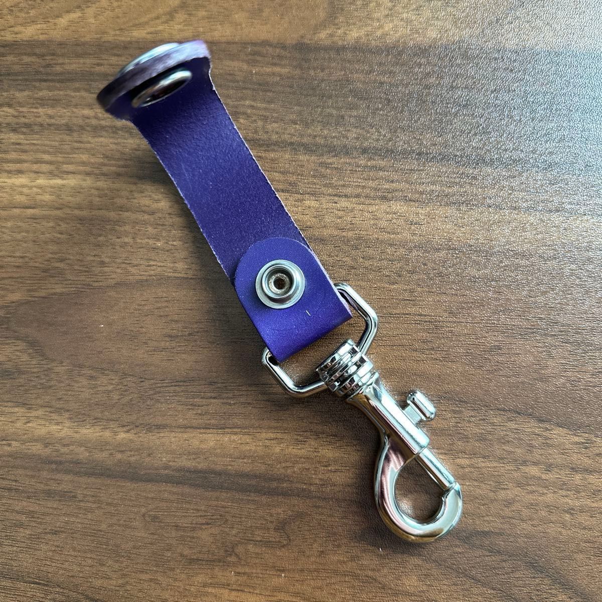 supreme シュプリーム レザーキーホルダー キーチェーン Logo パープル