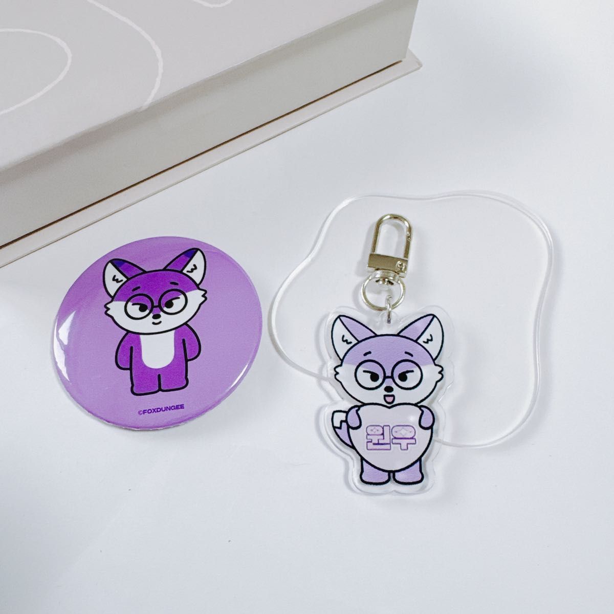 SEVENTEENセブチ ウォヌ キーホルダー&缶バッジ2個セット｜Yahoo