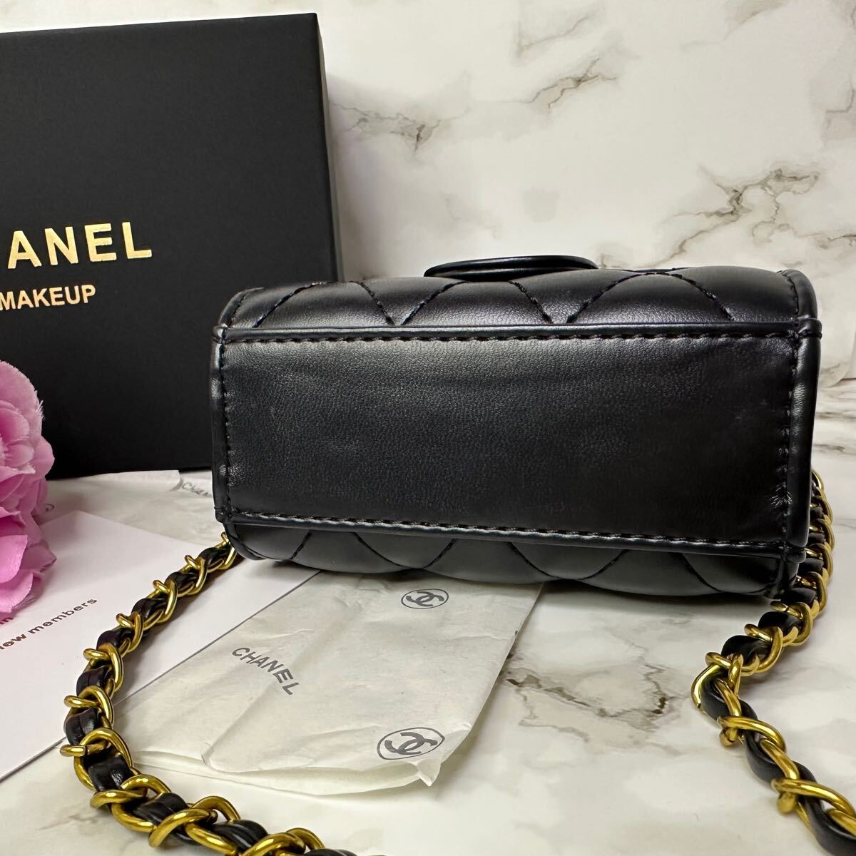 新品 CHANEL ノベルティ 2024顧客限定 ショルダーバッグ 箱付 チェーン