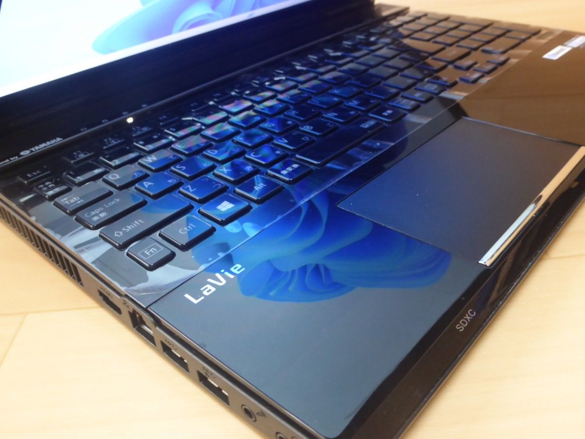 美品]ハイスペックPC/Windows11/Core i7/16GB/新品SSD/フルHD