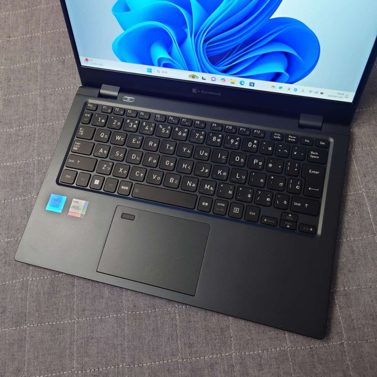 美品 Dynabook 超軽量 驚速 12世代i5 16GB 新品512GB 7 G83/KW｜Yahoo