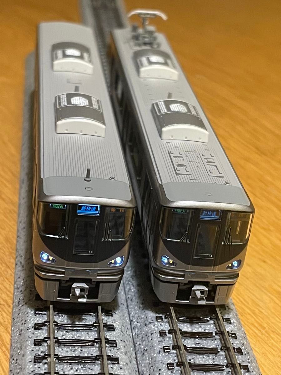 225系0番台「新快速」8両セット カトー Nゲージ10-871【451102