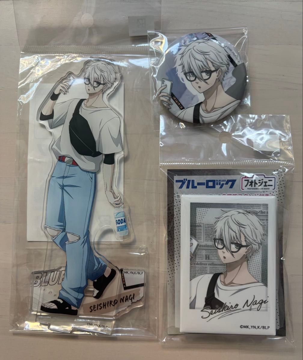 ブルーロック 凪 誠士郎 休日メガネ 3点セット アクスタ 缶バッジ