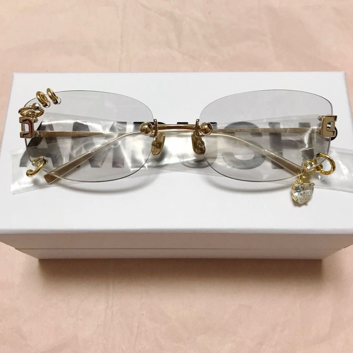 AMBUSH ピアスサングラス クリア ゴールド リムレスメガネ アン