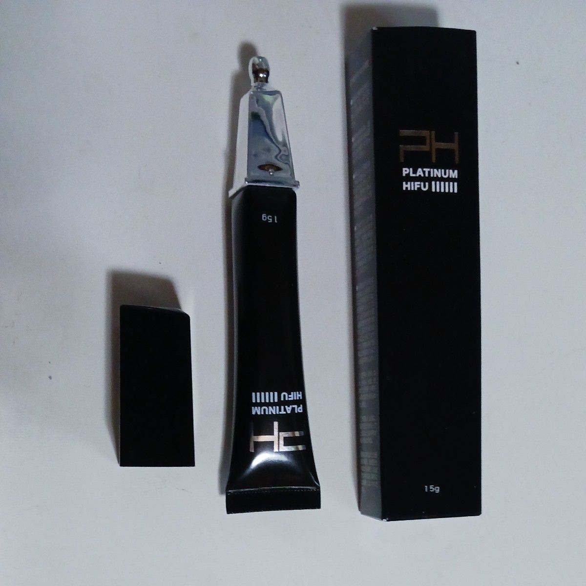 超特価メンズプラチナハイフ アイケアクリーム 15g二本セット 超特価
