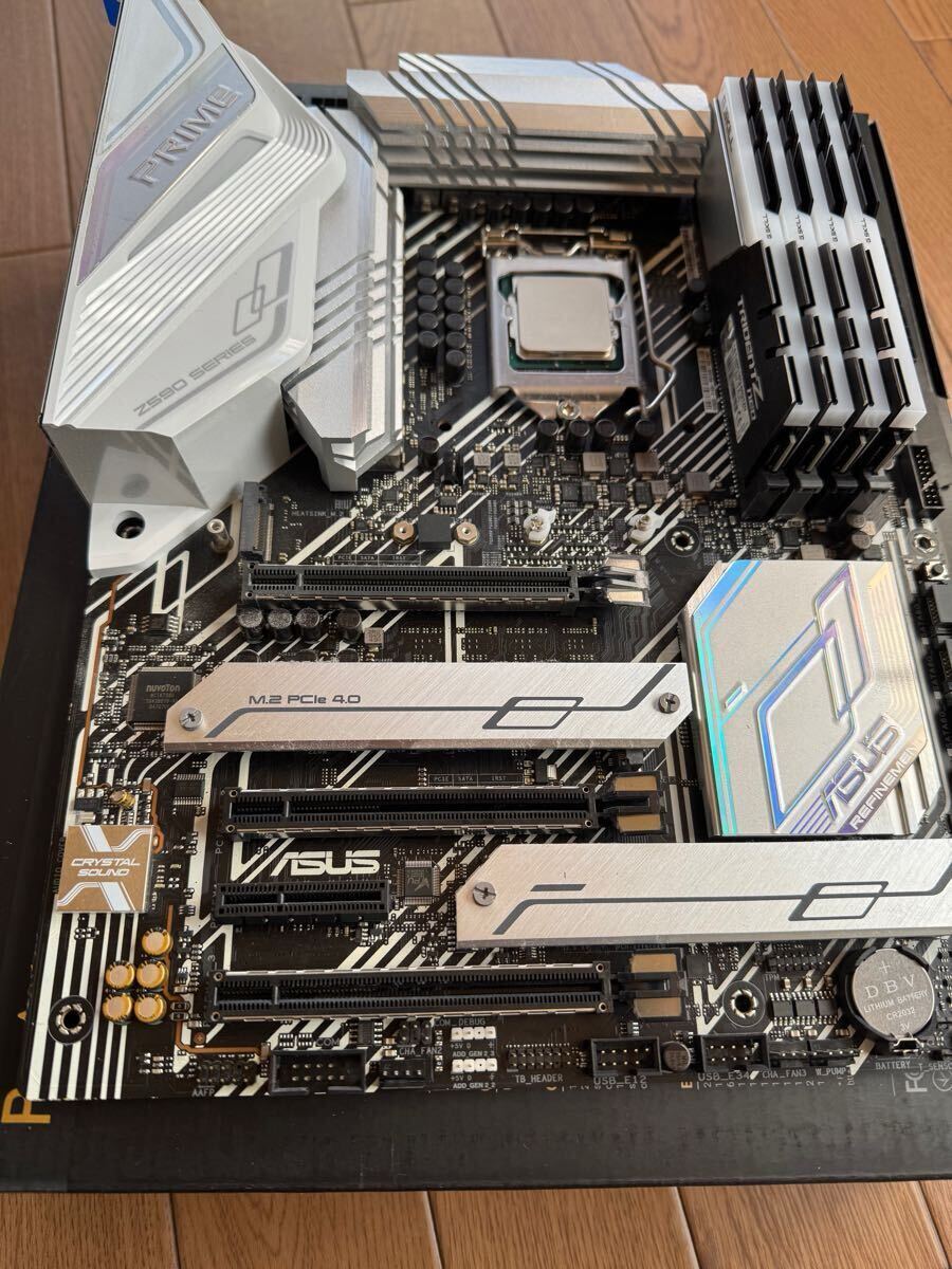 Yahoo!オークション - インテル Corei9-10900k ASUS マザーボード メモ