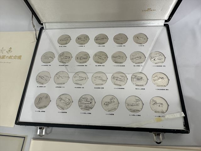 Yahoo!オークション - 日本陸海軍の航空機 限定版 美術メダル・コレク